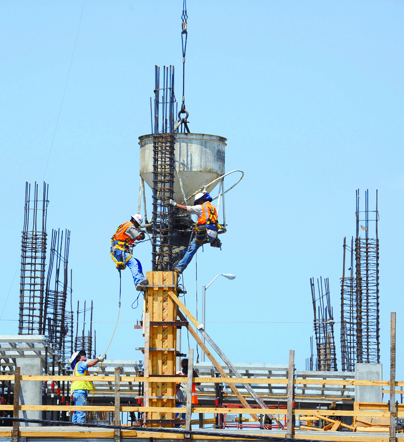 Detectan alumnos de la UAdeC fallas en obra pública de 13 municipios de Coahuila