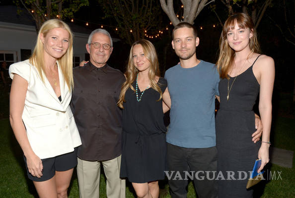 $!Gwyneth Paltrow integra a su vida familiar a Dakota Johnson, la novia de su exmarido, Chris Martin