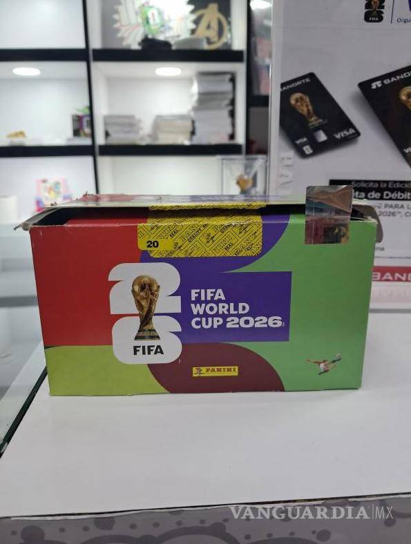 $!La búsqueda de estampitas del Mundial 2026 ha llevado a aficionados de Saltillo a recorrer diversas tiendas de la ciudad ante la escasez de producto.