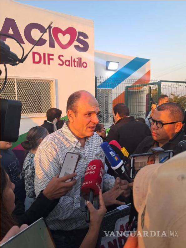 $!El diputado federal destacó la relevancia que tiene esta obra para dar mayor seguridad a este tramo de la carretera 57.