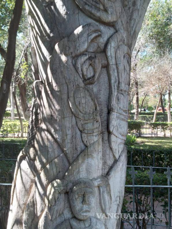 $!Detalle de la madera tallada en una de las piezas de la Alameda.