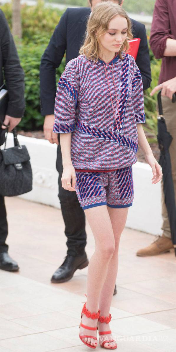 $!Sorprende la delgadez de la hija de Johnny Depp