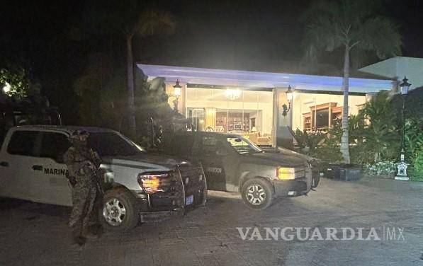 $!‘Exótico’ decomiso: incautan un jaguar, tres monos, 900 gallos y 30 autos de lujo al narco