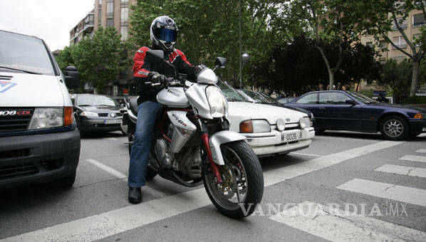 $!Conducir en moto por la ciudad, las claves para sobrevivir sobre dos ruedas