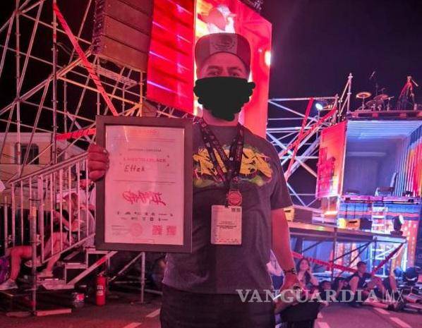 Monclova: ‘Efeck’, el artista monclovense que conquistó Rusia con un grafiti de Tláloc (video)