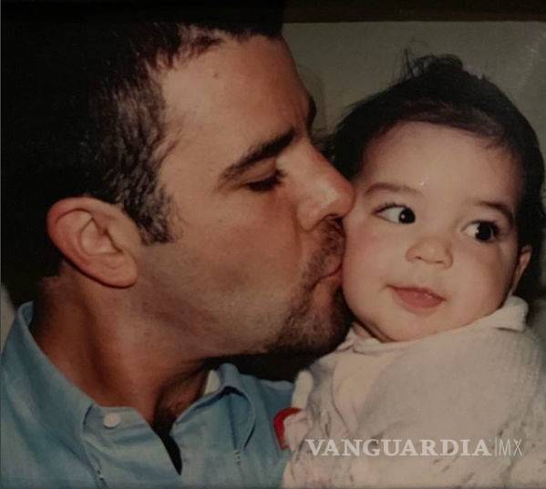 $!Bibi Gaytán y Eduardo Capetillo ya huelen a suegros… ¡los dos eligen instagram para felicitar a su hija Alejandra!