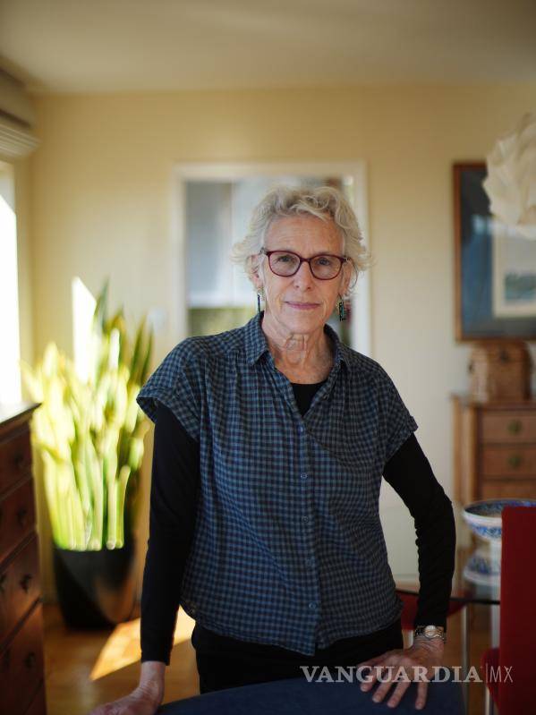 $!En la década de 1980, la jurista Joan Williams escribió que los trabajos profesionales no estaban diseñados para personas que tenían la responsabilidad de atender a su familia.