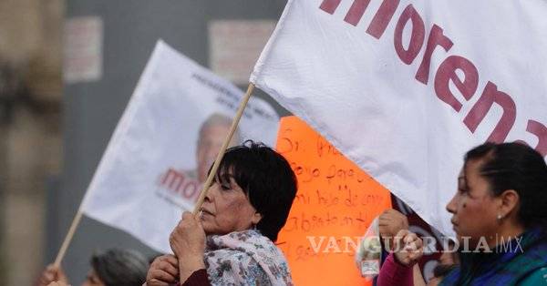 $!Informe de AMLO: Simpatizantes, morenistas y trabajadores de gobierno llenaron el Zócalo