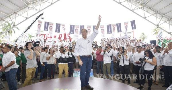 $!José Antonio Meade promete mayor seguridad laboral para los petroleros del país