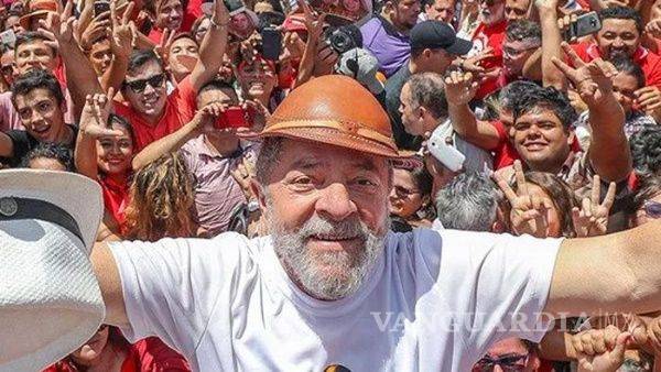 $!Juristas se manifiestan en pro de la liberación de Lula da Silva en Brasil