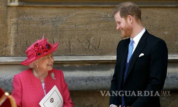 $!La reina Isabel tendría la custodia del hijo del Príncipe Harry y Meghan Markle