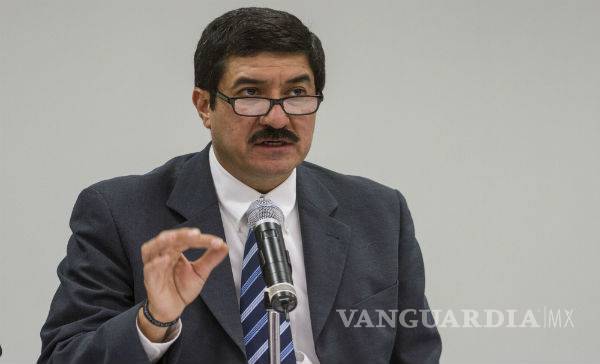 Investigación de supuesta triangulación de recursos públicos lleva mucho tiempo: Javier Corral