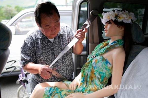 $!Japonés cambia a su esposa por una muñeca sexual