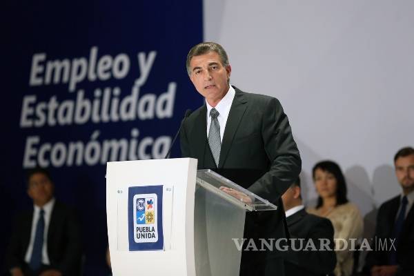 Exmandatario Tony Gali 'abrió puerta' al PRI para gubernatura interina de Puebla
