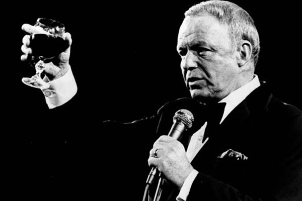 $!101 aniversario de “La Voz”: Frank Sinatra