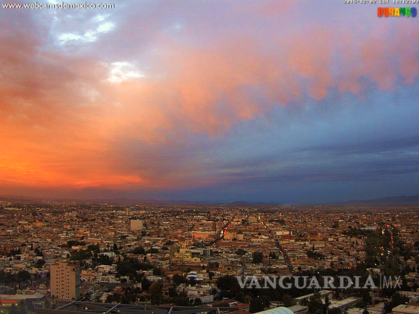 $!Captan espectacular cielo en Durango