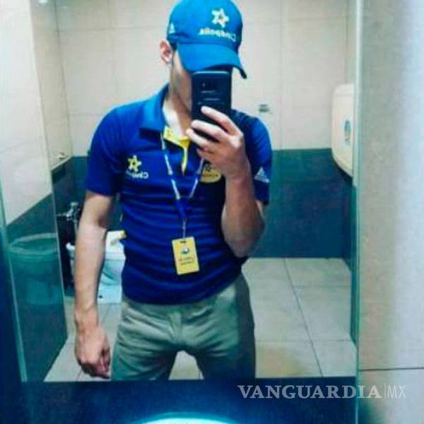$!Empleado de Cinépolis se viraliza por foto donde muestra el 'combo'