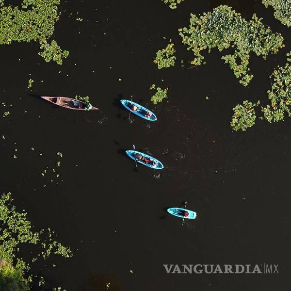 $!Existen diferentes paquetes y precios para los paseos en kayak en Xochimilco.