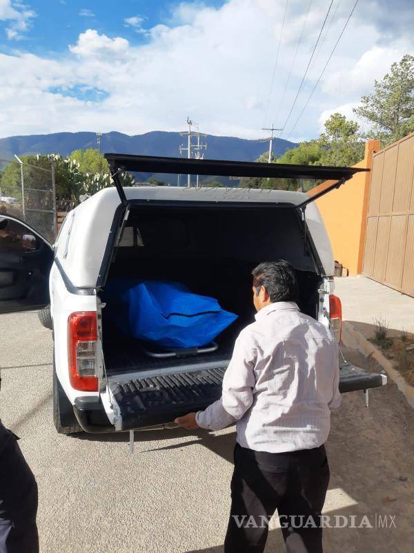 $!El joven de 24 años de edad fue encontrado sin vida a bordo de su propio vehículo durante la tarde de este jueves.