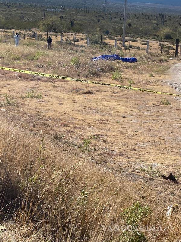 $!Al hombre que encontraron muerto en la carretera a Zacatecas por el ejido Agua Nueva, fue ultimado por su hija y su yerno