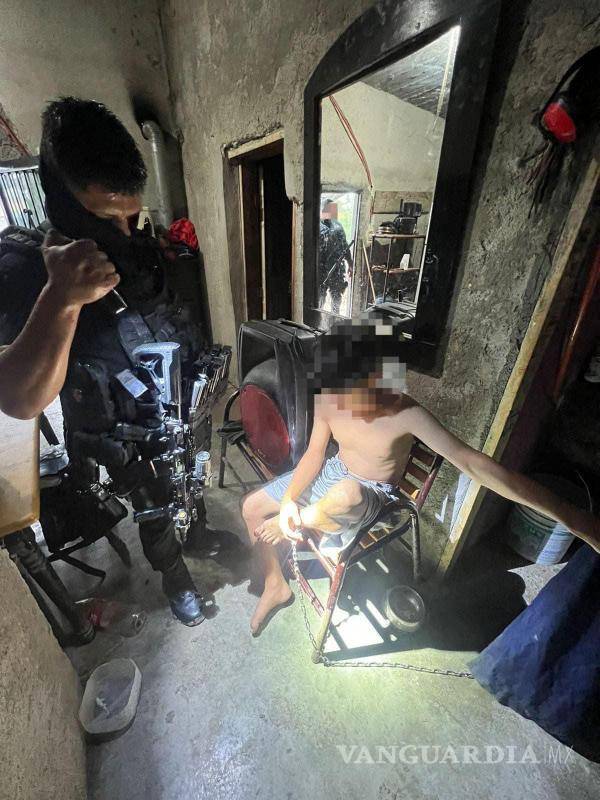 $!Elementos de Seguridad Pública de Nava lograron rescatar a dos menores que se encontraban encadenados.