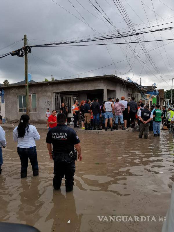 $!El nivel de almacenamiento de la laguna de regulación empezó a descender, pero se sigue desfogando.