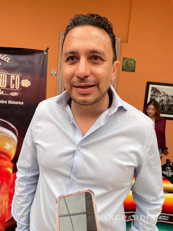 $!Christian Duarte, representante de la Asociación de Comerciantes del Centro Histórico de Saltillo, destacó los beneficios del convenio con Mejora Coahuila.