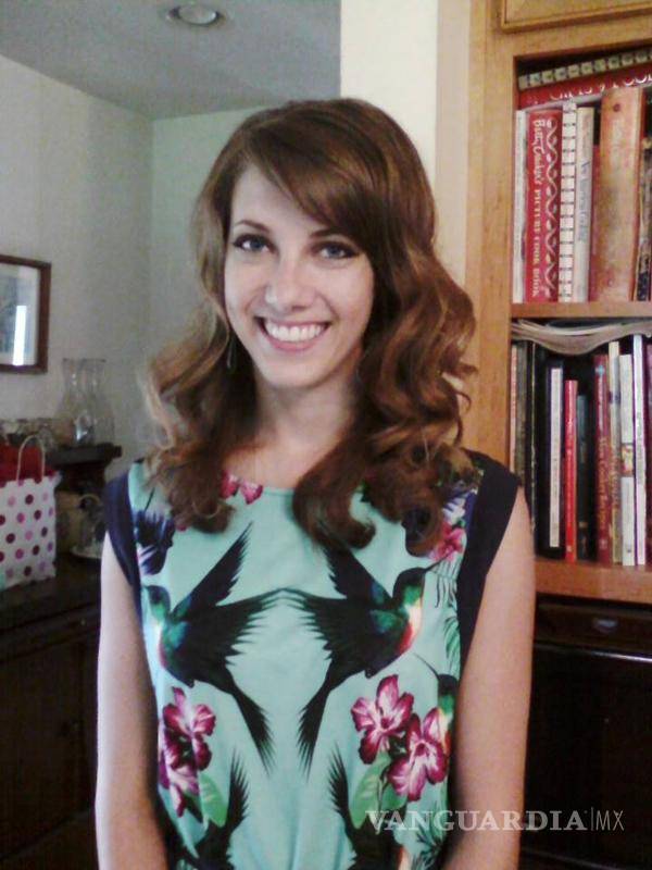 $!Maestra 'enamorada' tenía sexo con alumno en lugares públicos y le enviaba fotos eróticas