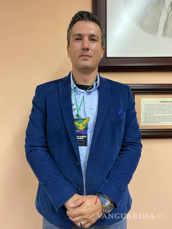 $!“La dosis hace el veneno, pero también hace la medicina”, recordó el doctor Eduardo Lara Reimers al invitar a un uso informado y responsable del cannabis.