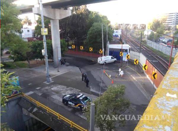 $!Escalofriante escena de la guerra narco en la CDMX: dos cuerpos descuartizados y esparcidos en una importante avenida