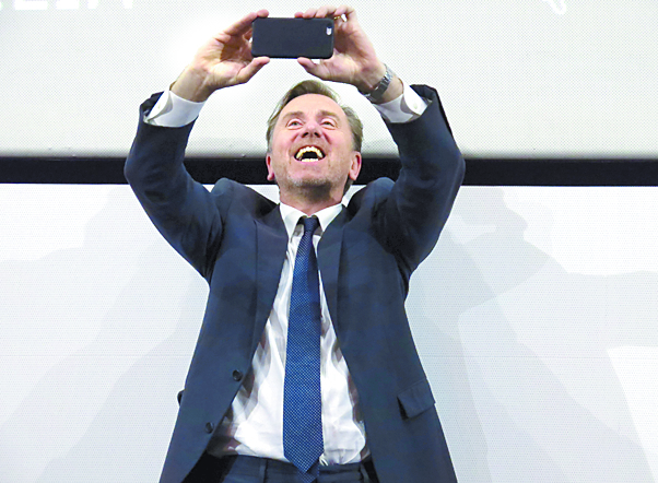 $!Tim Roth dirigirá en México