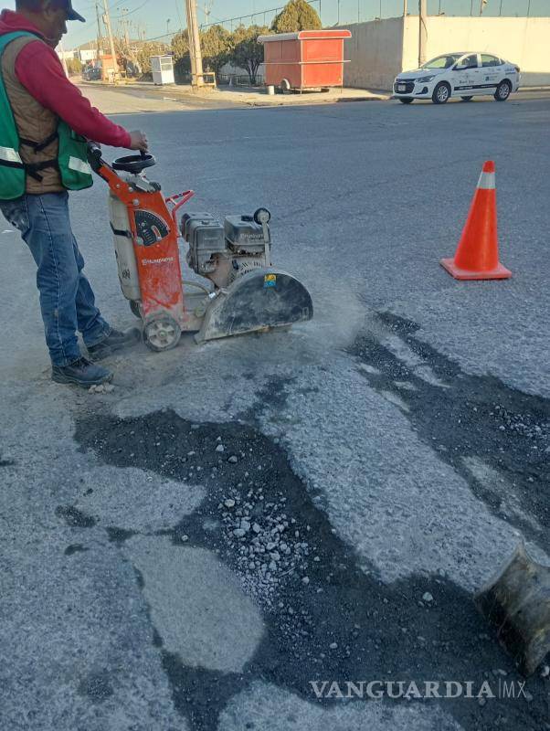$!El área intervenida presentaba baches profundos y daños severos.