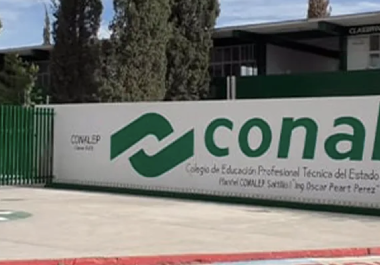 La formación dual del Conalep Coahuila mantiene vinculados a 683 estudiantes con 154 empresas, fortaleciendo la capacitación práctica.