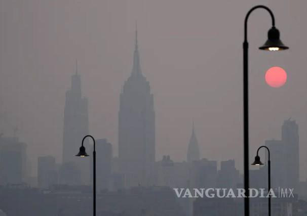 $!La contaminación del aire de Nueva York se encuentra entre las peores del mundo por incendios en Canadá