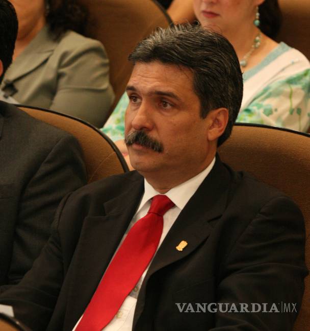 Víctima de extorsión telefónica, guardia de la UAdeC; recibió indicaciones de sacar dinero en efectivo de una dependencia