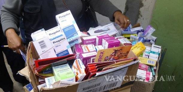 $!Tianguis ilegal... el mercado negro de medicinas amenaza la salud en México