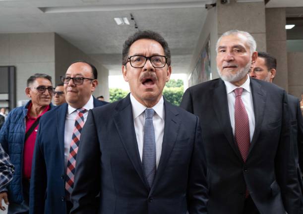 Adán Augusto deploró ante Mier no haber sido informado directamente por Palacio, y requirió explicaciones a la titular de Gobernación.