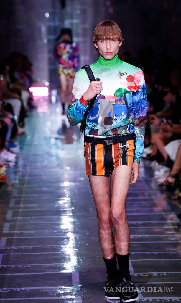 $!¿Hombres en minifalda? ¡Checa la colección de Prada para este verano! (Fotos)