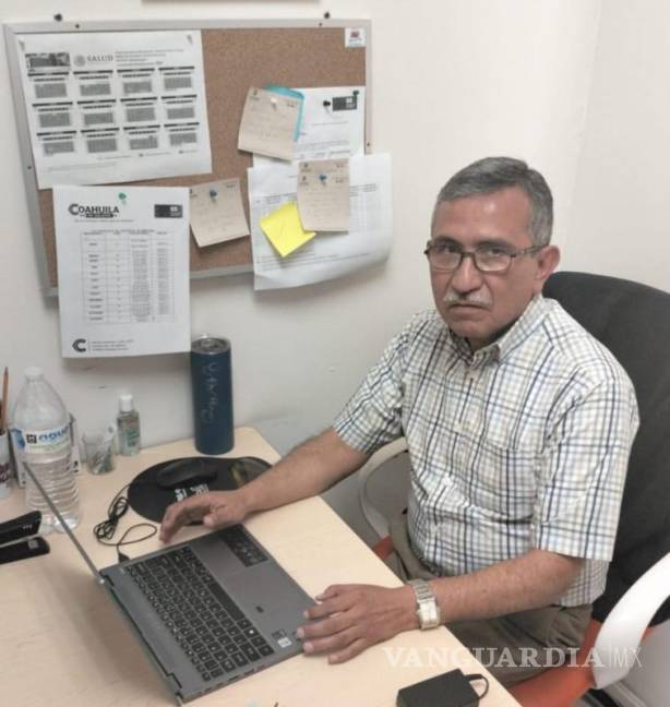 $!Humberto Flores Muñoz, Coordinador de Epidemiología, informó sobre el brote de hepatitis A en Torreón, Coahuila.