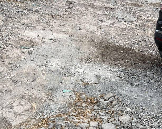 Piden la nivelación de caminos mientras avanza el proceso de regularización.