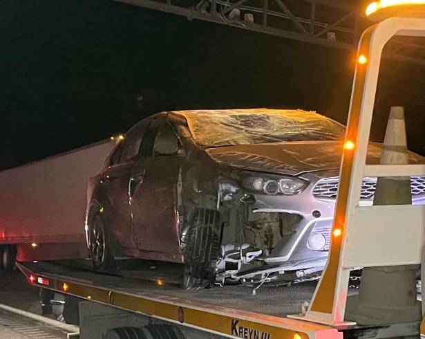 Los autos tuvieron que ser remolcados.