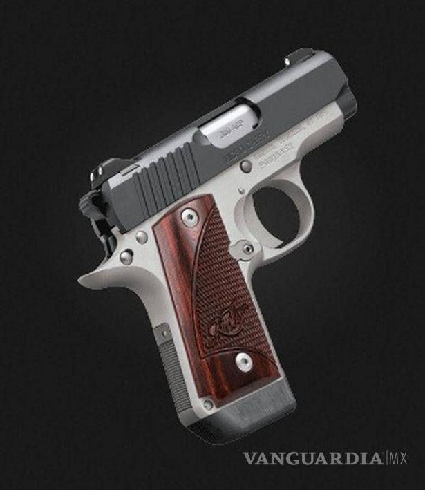 $!Le encuentran arma en la vagina... ¡y estaba cargada!