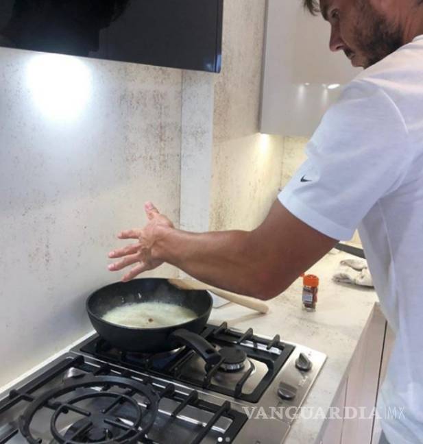 Nadal cambia la raqueta por la sartén y le cocina a su esposa Xisca Perelló