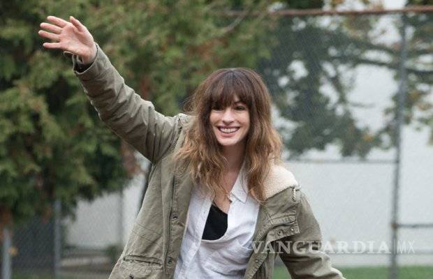 $!Anne Hathaway es un monstruo en “Colossal”