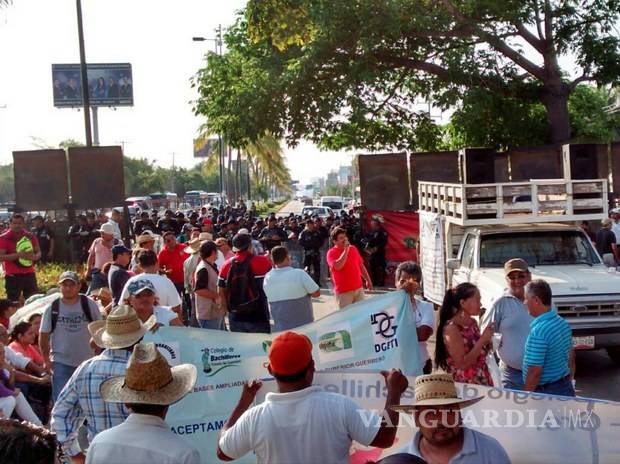 $!Mil 300 maestros que no presentaron evaluación en Guerrero serán dados de baja: Nuño