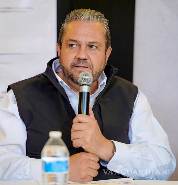 $!El alcalde Tomás Gutiérrez anunció la implementación de un moderno sistema de videovigilancia que transformará la seguridad en Ramos Arizpe, con una inversión cercana a los 15 millones de pesos.