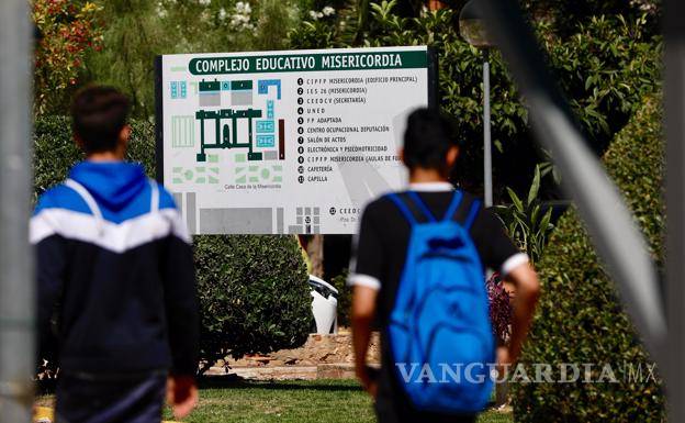 Apuñaló a su maestra, no estaba de acuerdo con la calificación