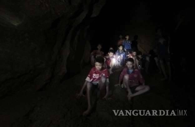 $!Un herido grave y tres leves durante rescate de niños atrapados en Tailandia