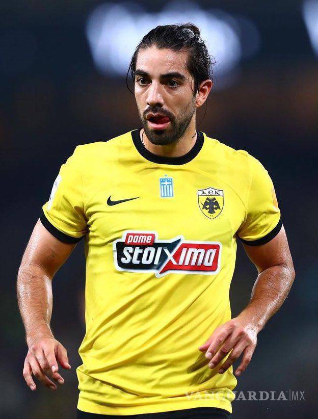 $!Pizarro estuvo presente 62 minutos en el empate del AEK de Atenas.