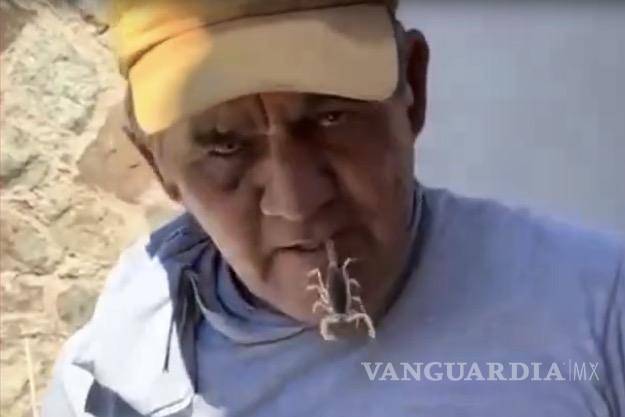 $!Comiendo alacranes... y vivos.